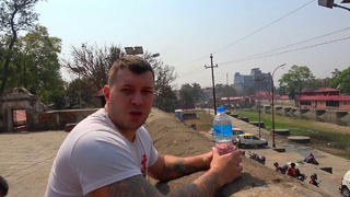 Ад на земле! Сжигание трупов в Катманду и отравленный воздух. Настоящий Непал