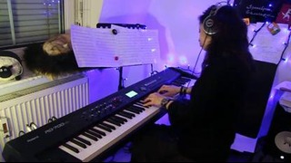 Bjork – Virus (Piano cover by VkGoesWild)