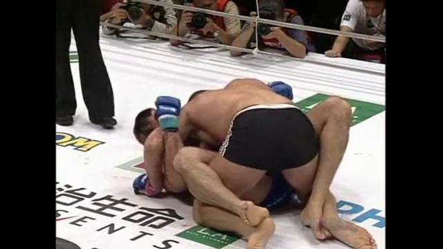 14. Федор Емельяненко – Heath Herring, PRIDE 23 Championship Chaos 2, 24.11.2002