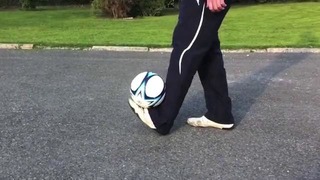 How to make Ronaldinho foot stoop | step by step