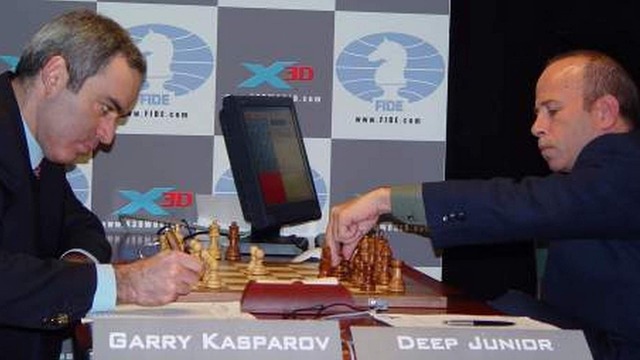 Шахматы. Каспаров против Компьютера. Гарри Каспаров – Deep Junior: 3 партия матча