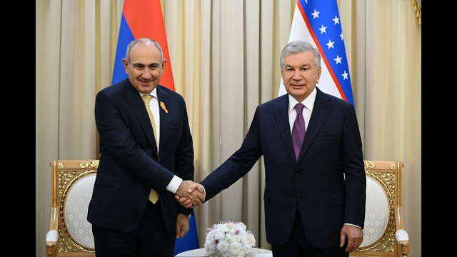 Shavkat Mirziyoyev Nikol Pashinyan bilan uchrashuv oʻtkazdi