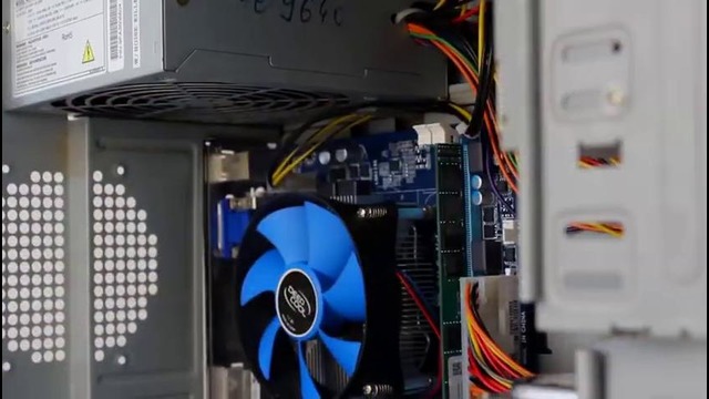 Как ПЕКА С АВИТО за 15к руб тянет игры