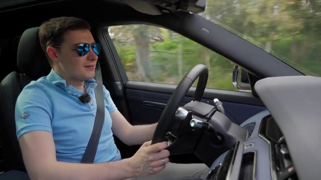 Павел Блюденов. Range Rover Evoque. Маленький Велар, ты ли это