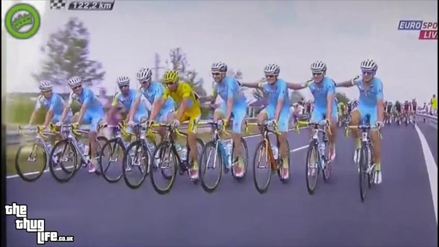 Велосипедист троллит Tour de France