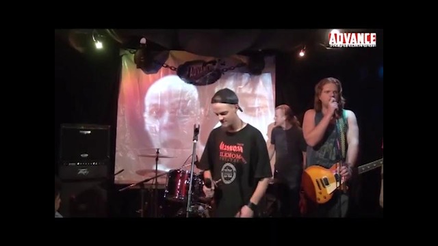 PLAY… и это не песня)