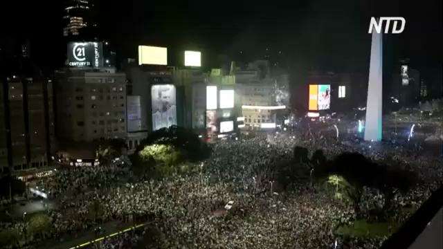 Аргентина вышла в финал Чемпионата мира, обыграв Англию