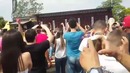 Очень мощный басс вот это удар