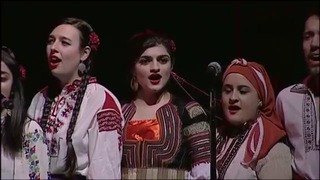 Pletenitsa Balkan Choir featuring Gene Shinozaki (beatbox)