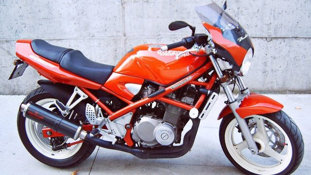 Suzuki GSF 400 Bandit – Дорожник Уничтоживший Honda CB-1