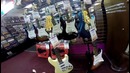 США. Музыкальный МАГАЗИН George’s Music, Огромный выбор ГИТАР! Орландо, Флорида