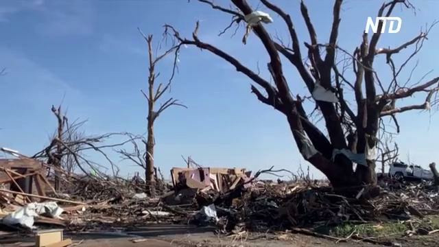 26 человек погибли во время мощного торнадо в долине реки Миссисипи