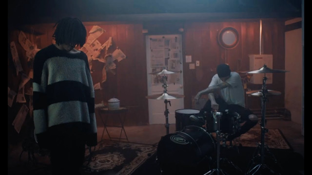 Jasiah – Heartbreak feat. Travis Barker [Official Music Video]