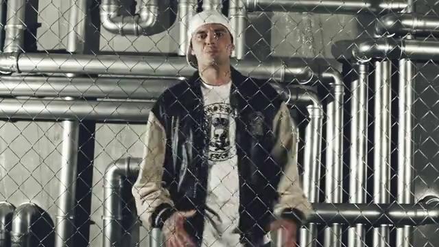 Czar & TROI – Run Away