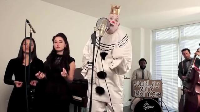 Royals – (’Sad Clown With The Golden Voice’ Version) – Lorde Cover