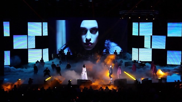MIKKY ft. NATY – Небо (Live 2018!)