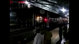 В Индии неуправляемый поезд с пассажирами проехал 12 километров InfoResist