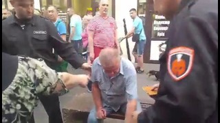Кавказцы избили пожилого мужчину на киевском рынке