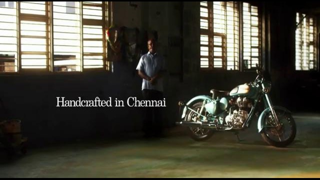 В Индии сняли самую возвышенную рекламу мотоциклов