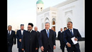 Shavkat Mirziyoyev Imom Moturidiy majmuasida bo’ldi