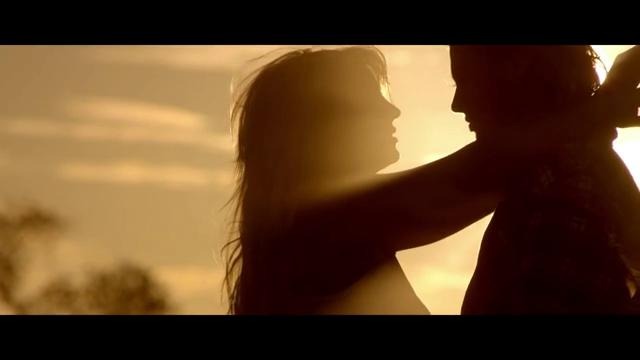 Britney Spears – Perfume (Official Music Video 2013!)