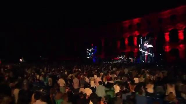 2CELLOS – Highway To Hell [AC/DC] (LIVE at Arena Pula)