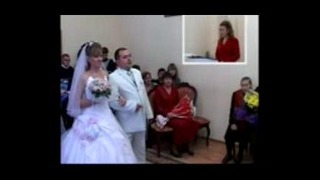 Жених тролит невесту в загсе