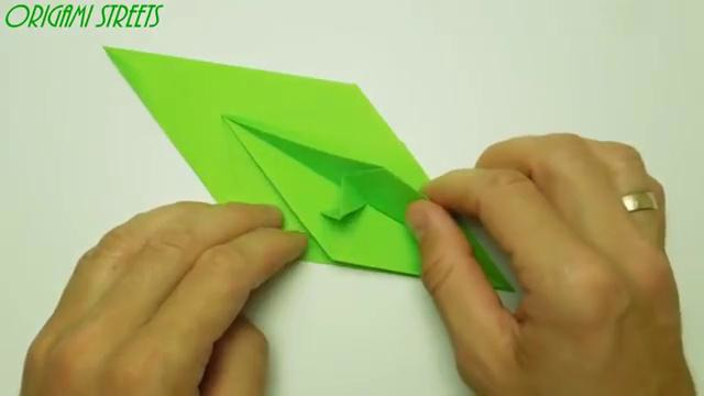 Как сделать попугая из бумаги
