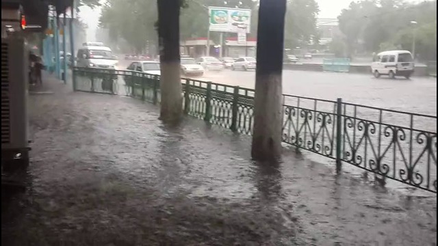 Ливень в Ташкенте 30.05.2014