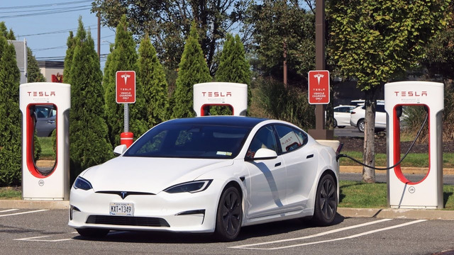 Южная Корея оштрафует Tesla на $2,2 млн за недостоверную рекламу