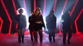 Taylor Swift – …Ready For It? (Saturday Night Live 2017)