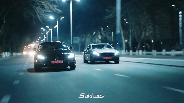 Ташкент. Вечерний заезд Mercedes Benz CLS63 AMG