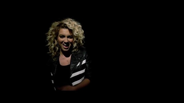 Tori Kelly – Unbreakable Smile (Official Music Video)