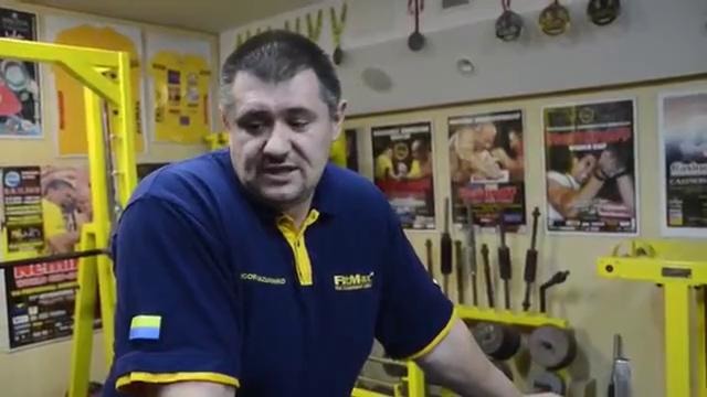 Как победить любого в борьбе на руках. урок от профессионала