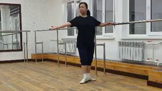 Урок 1. Плие на материале украинского танца