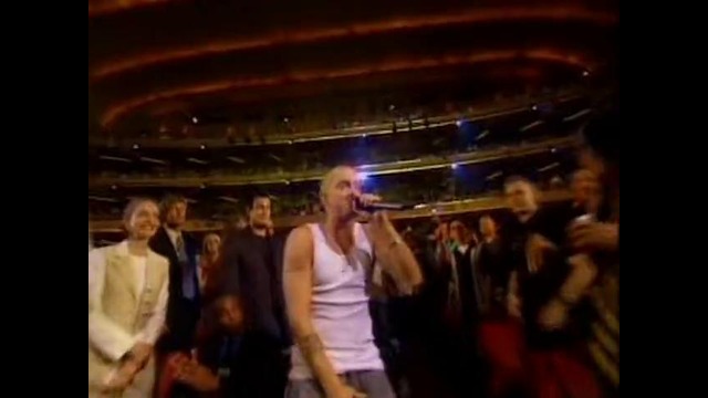 Eminem – The Real Slim Shady & The Way I Am(Live @ MTV Music Awards, 2000)