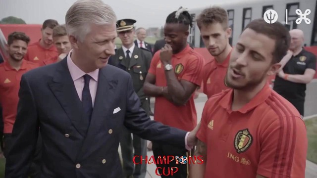 Король Бельгии — Азару: "Не ешь много гамбургеров во время ЧМ-2018"