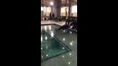 Катание на замерзшем бассейне