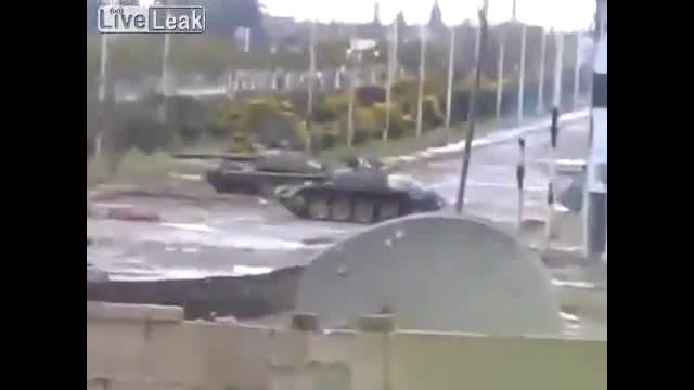 Выстрел из танка
