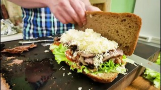 Стейк-сендвич в чиабатте на гриле