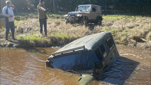 OffroadSPB. Сушим двигатель, самое глубокое погружение УАЗа! «Я не вижу дна"