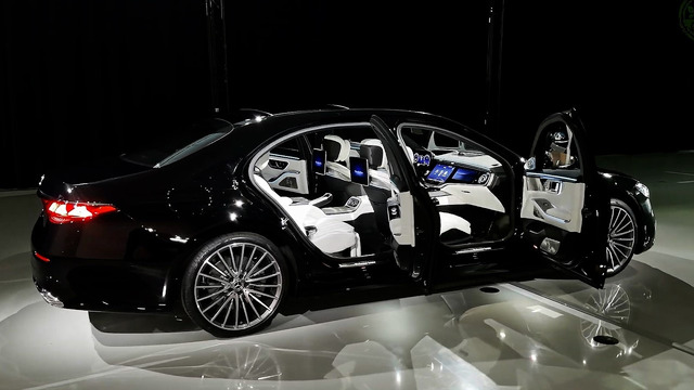 NEW 2027 Mercedes S 350d 4MATIC (W223) Luxury Sedan in details