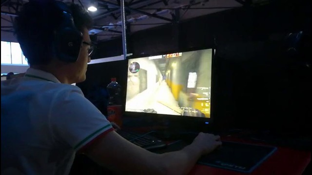 Uzarena Champ. DOWANT vs DEAD Genesys view #3