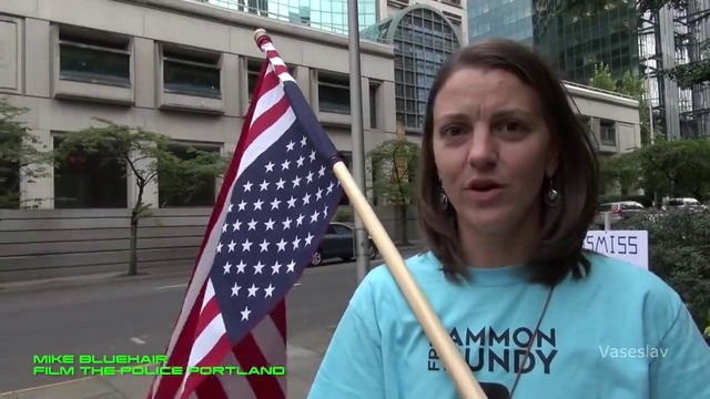 Почему американцы переворачивают флаг