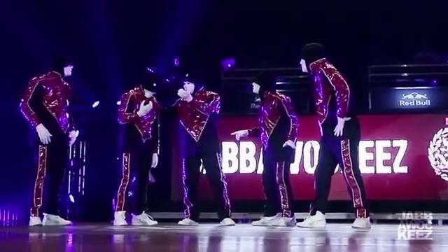 Jabbawockeez – Battle of the Year 2014