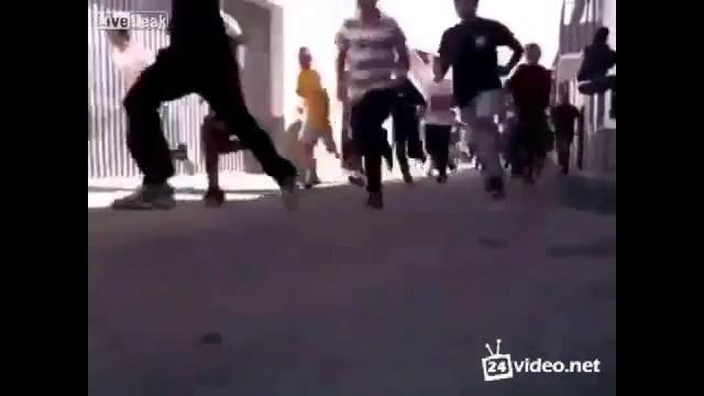 Фейл на бегах с быком