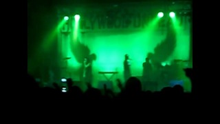 Hollywood Undead – Bithces (Live in Chicago 11.6.09)