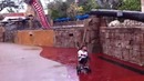 Облили водичкой