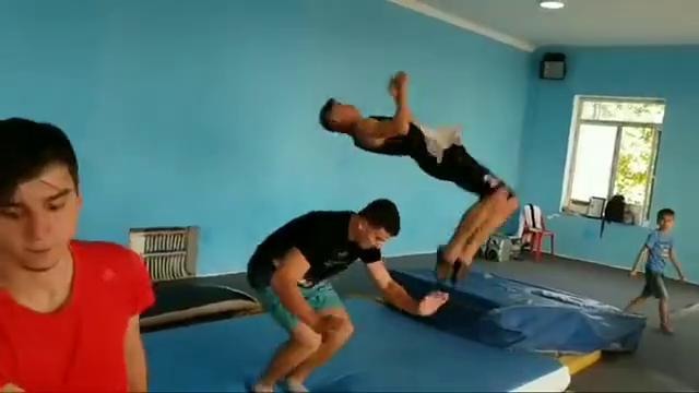 В Ташкенте открылся новый акробатический зал