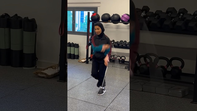 Most jump rope southpaw double unders in 30 seconds – 60 by Maryam Saleh